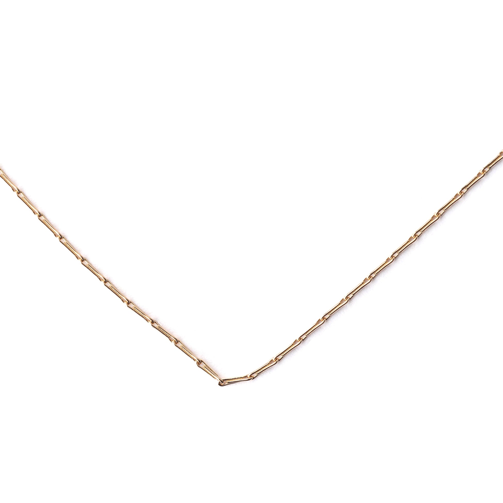 Women's solid yellow gold hayseed chain necklace on a white background